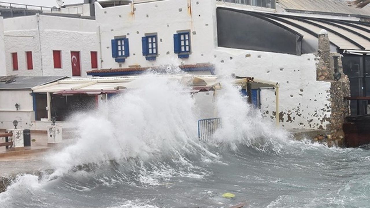 Bodrum-Datça arası feribot seferleri iptal edildi