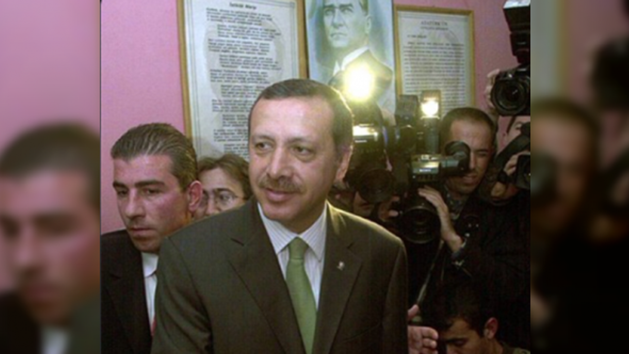 Cumhurbaşkanı Erdoğan'dan '3 Kasım 2002' paylaşımı