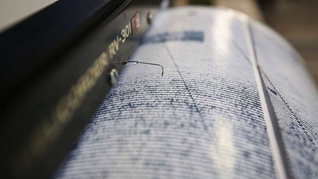 Eğriboz Adası'nda 5 şiddetinde deprem