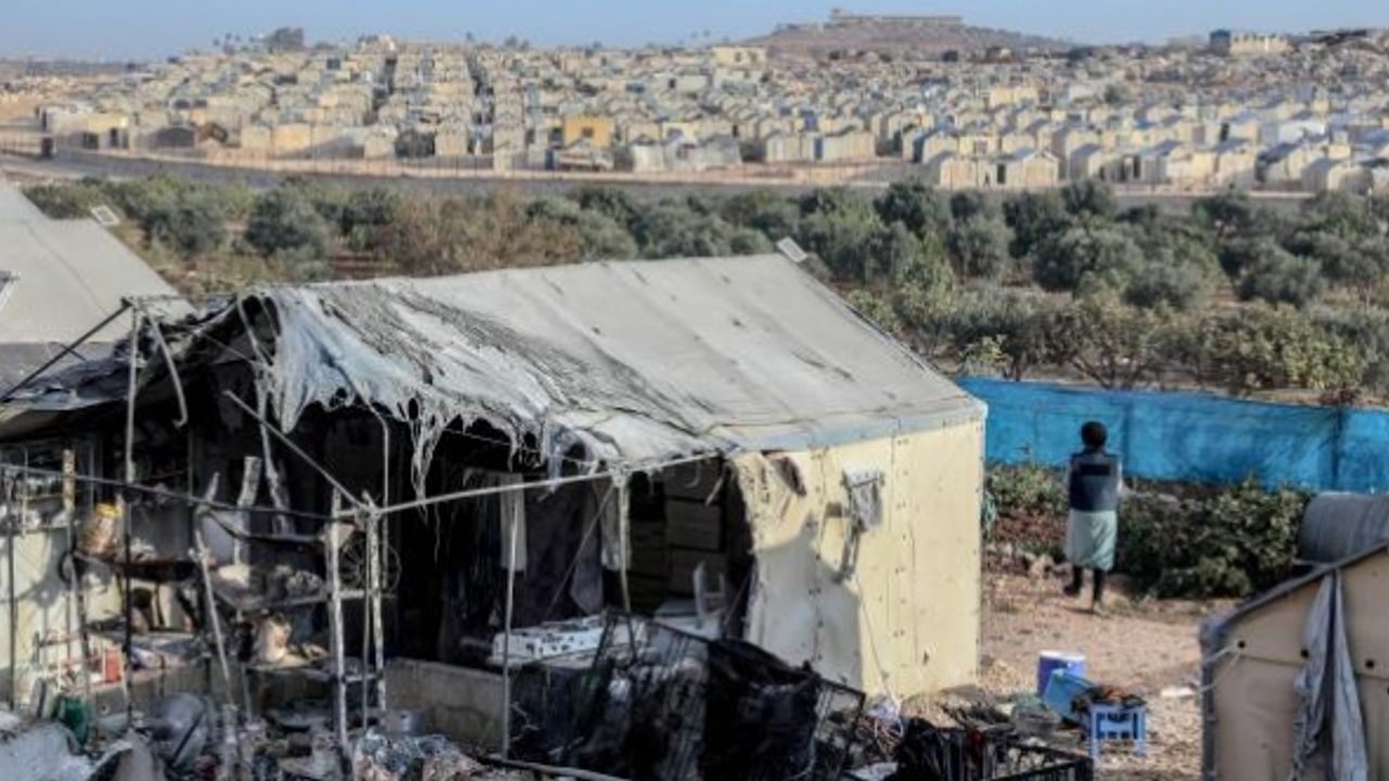 Esed rejiminden İdlib'de çadır kampa saldırı: 6 ölü, 75 yaralı