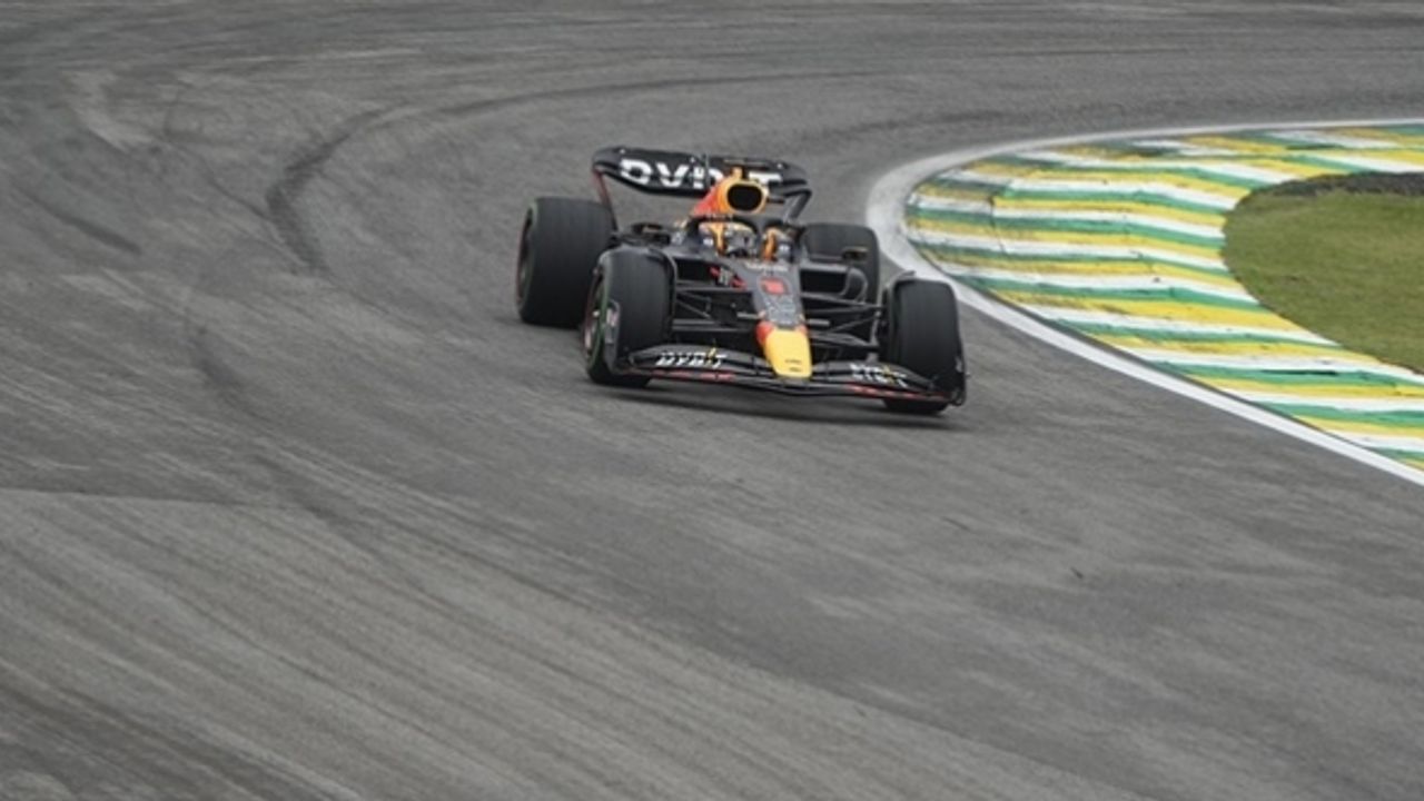F1 Abu Dabi Grand Prix'sinde pole pozisyonunu Verstappen elde etti