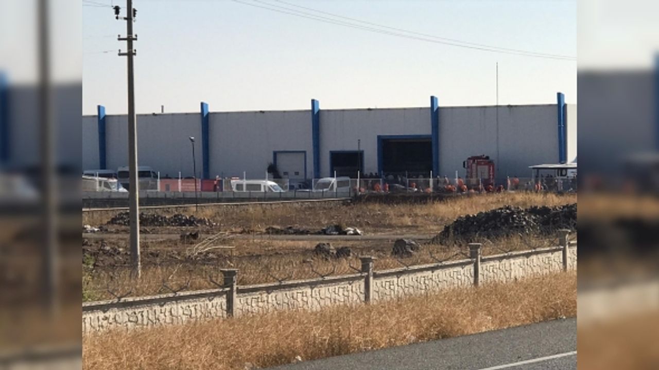 Fabrikada patlama: 1'i ağır 2 yaralı