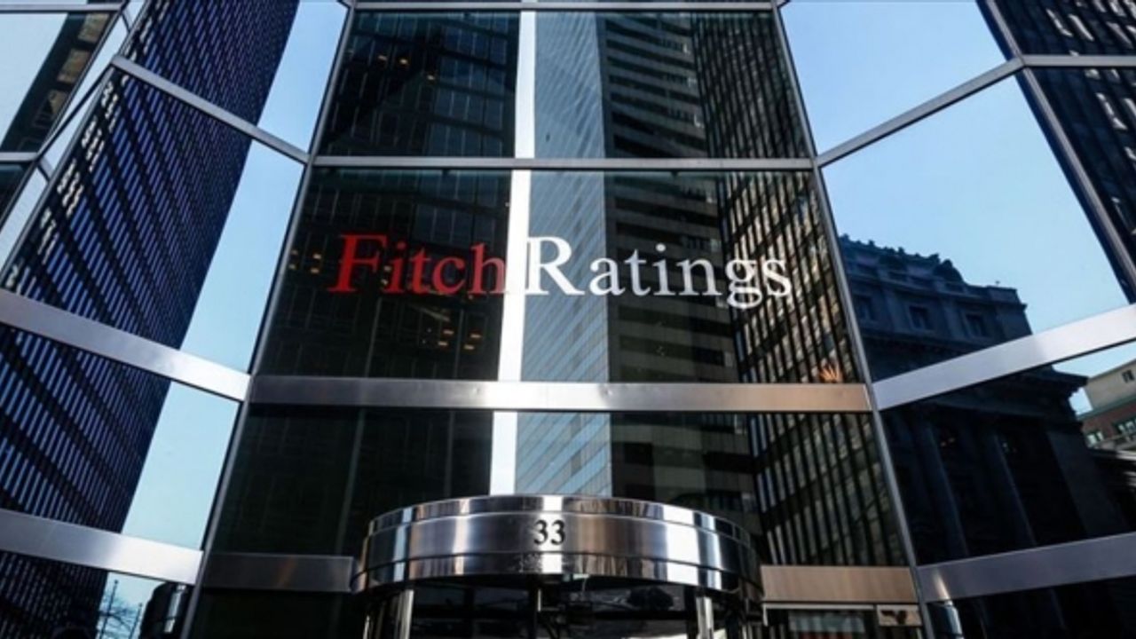 Fitch'den Türkiye'nin kredi notu kararı