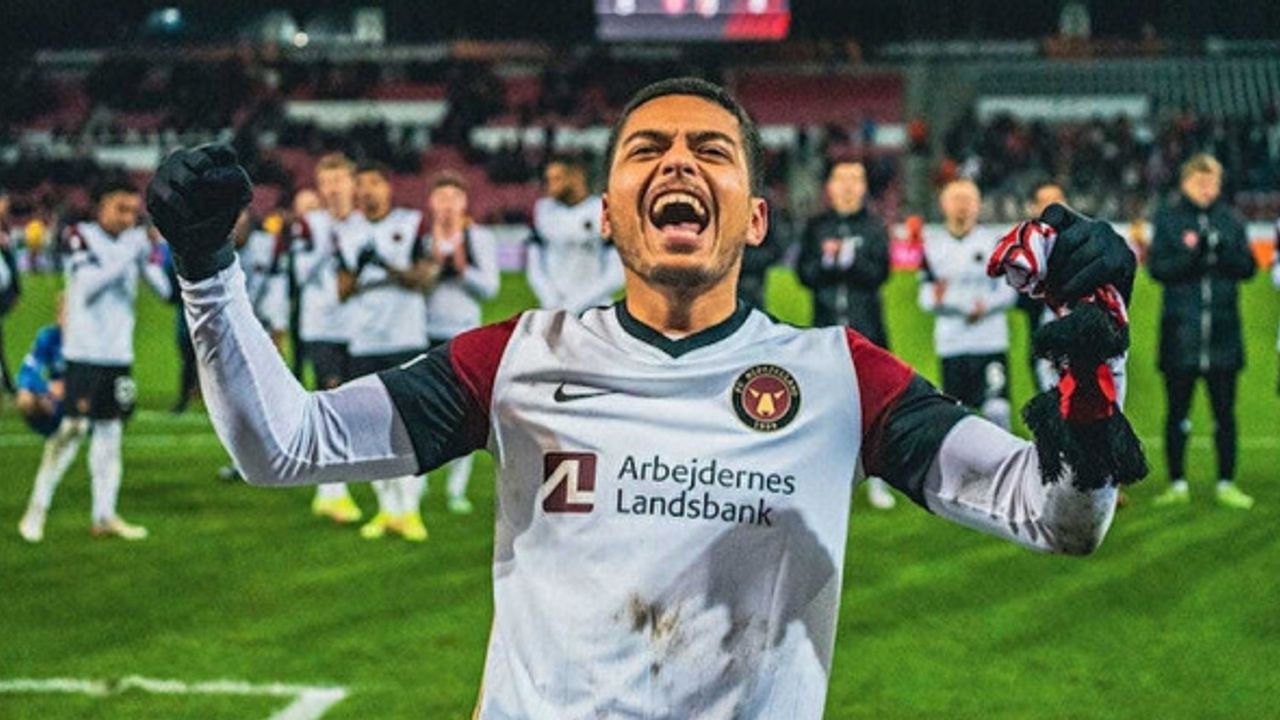 Galatasaray'ın alamadığı futbolcu transfer rekoru kırmak üzere
