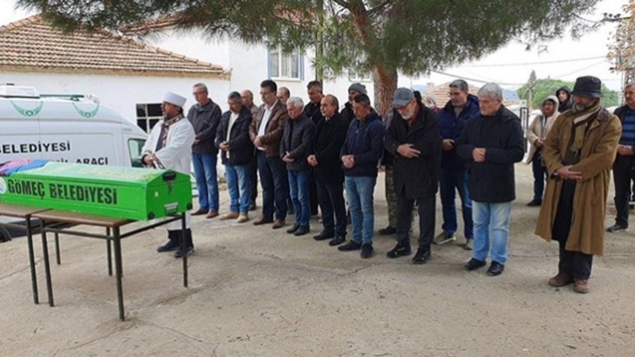 Güzin Çorağan'ın cenazesi toprağa verildi