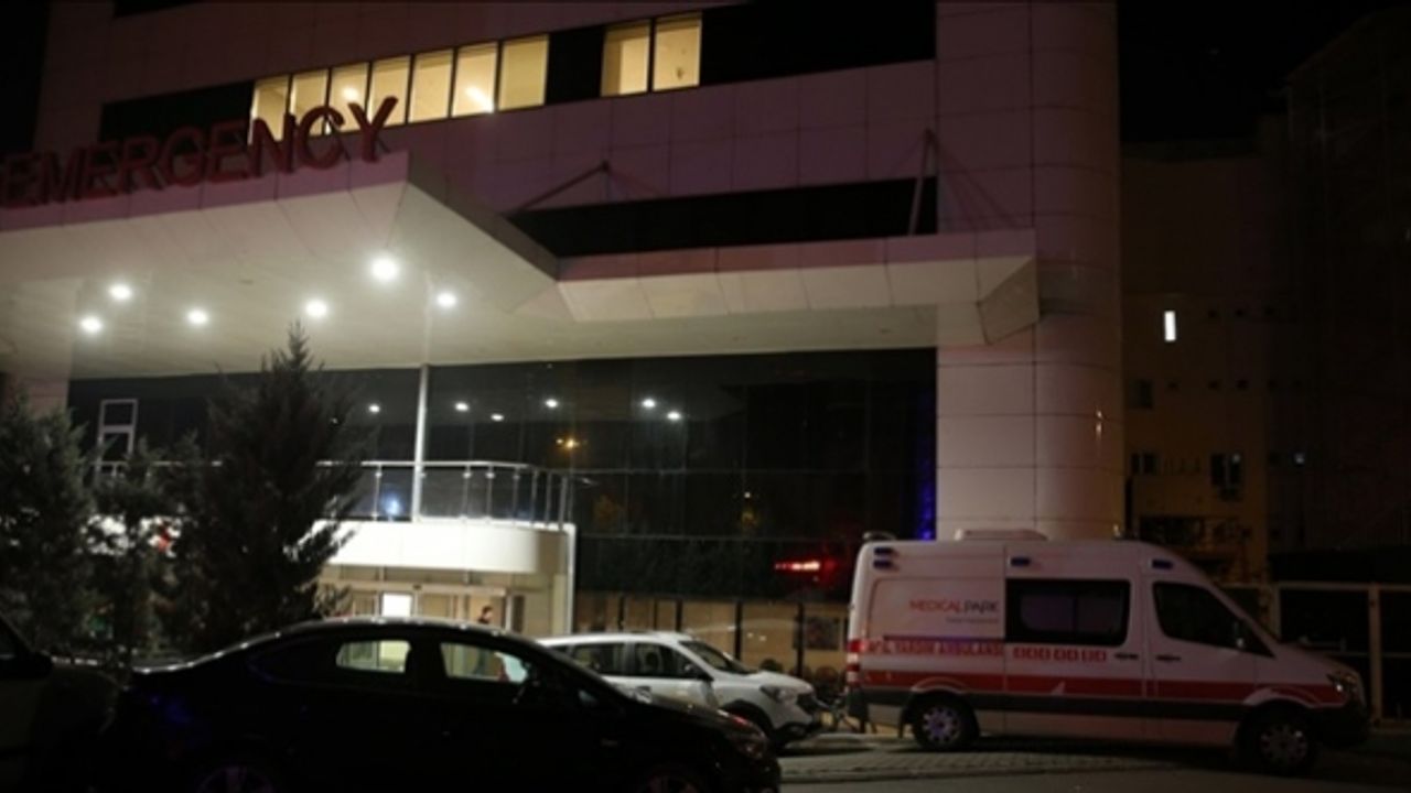 Hastaya şiddet uygulayan 2 sağlık personeline disiplin cezası