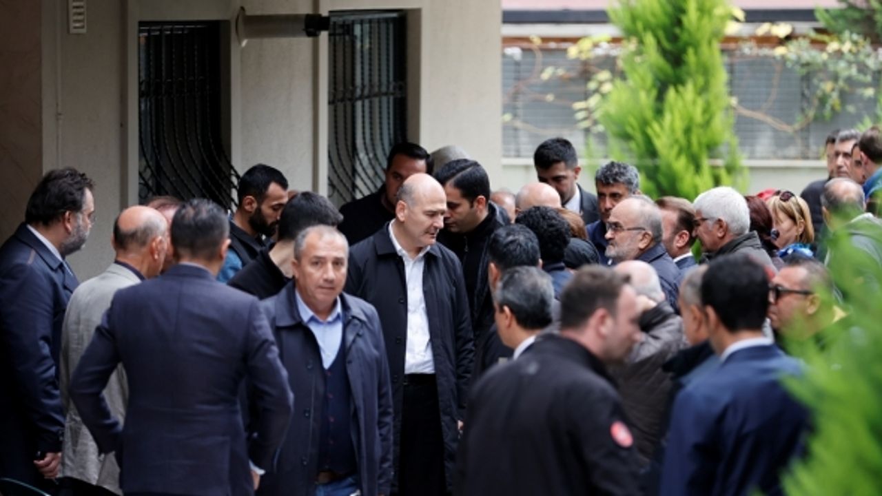 İçişleri Bakanı Soylu'dan taziye ziyareti
