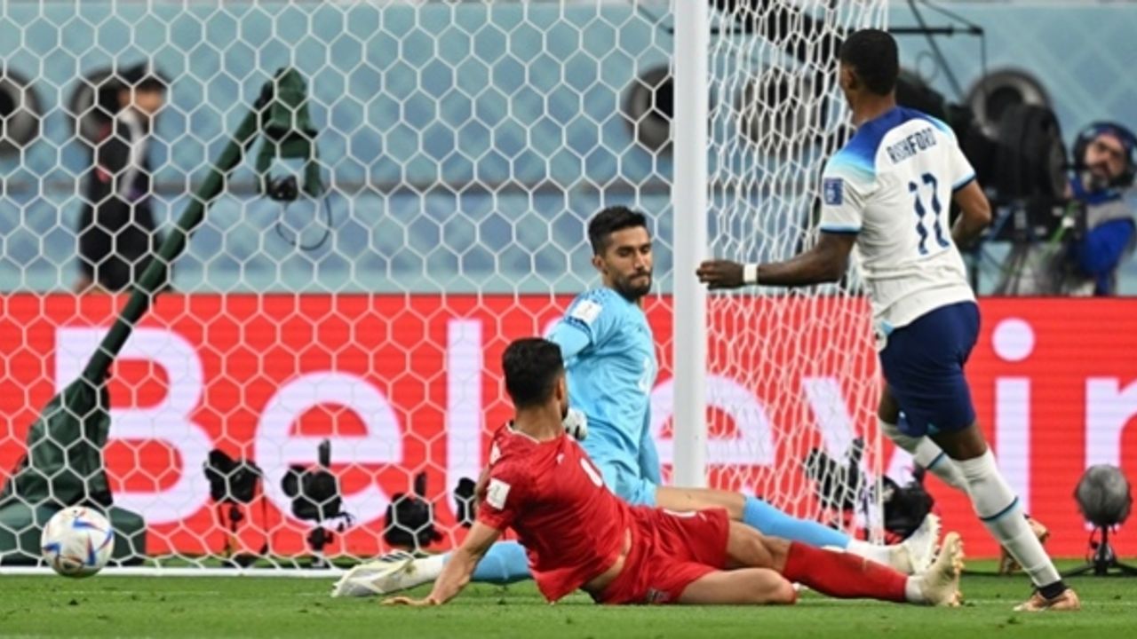 İngiltere şampiyon gibi başladı: 6-2