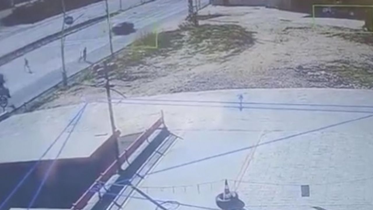 Köpekten kaçarken otomobilin çarptığı çocuktan iyi haber