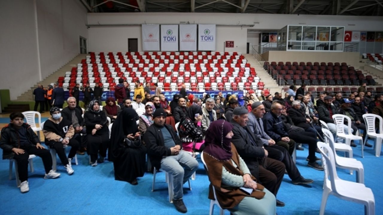 Muş'ta sosyal konut projeleri için kura çekildi