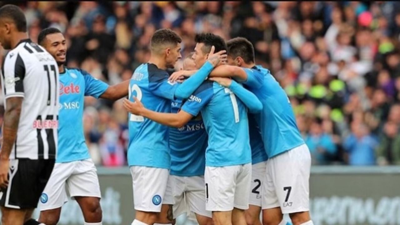 Napoli kazanmaya devam ediyor: 3-2