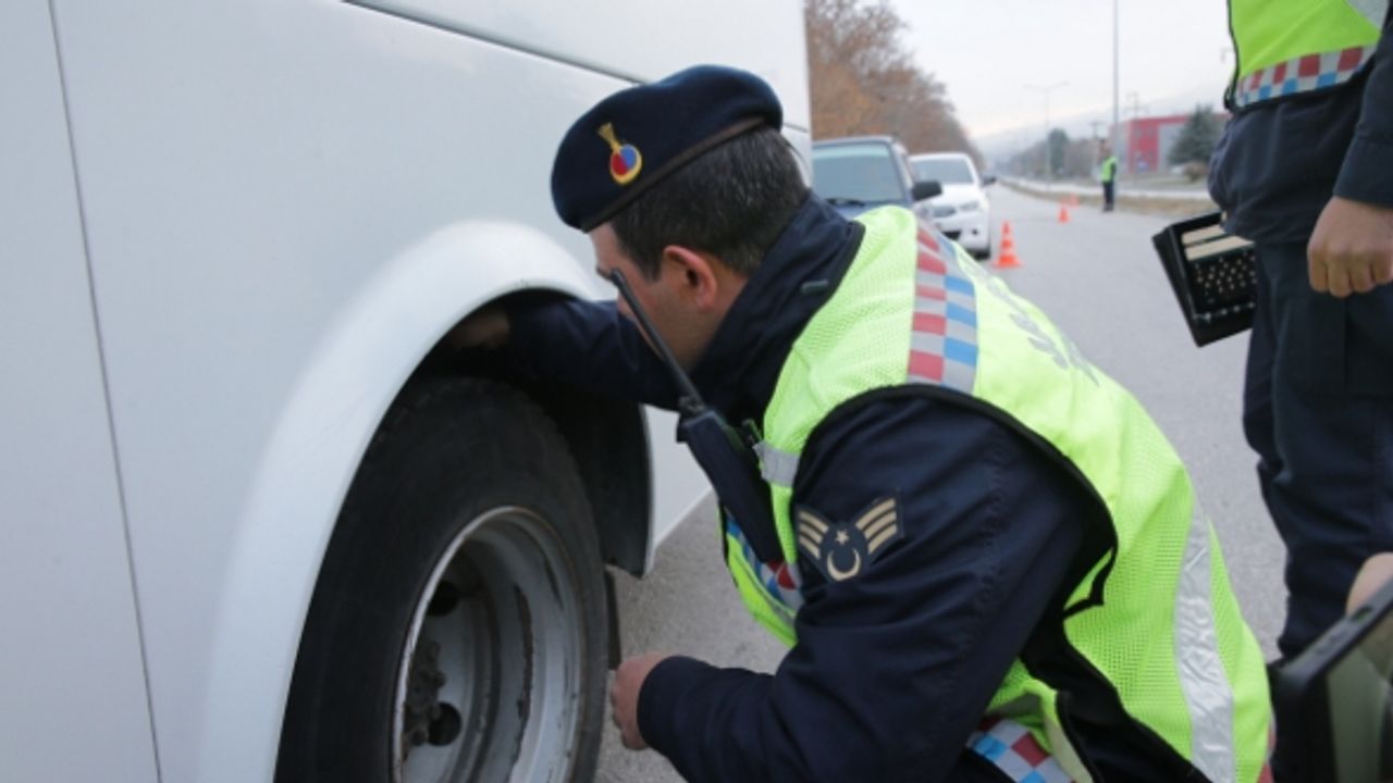 O ilde zorunlu kış lastiği uygulaması başladı