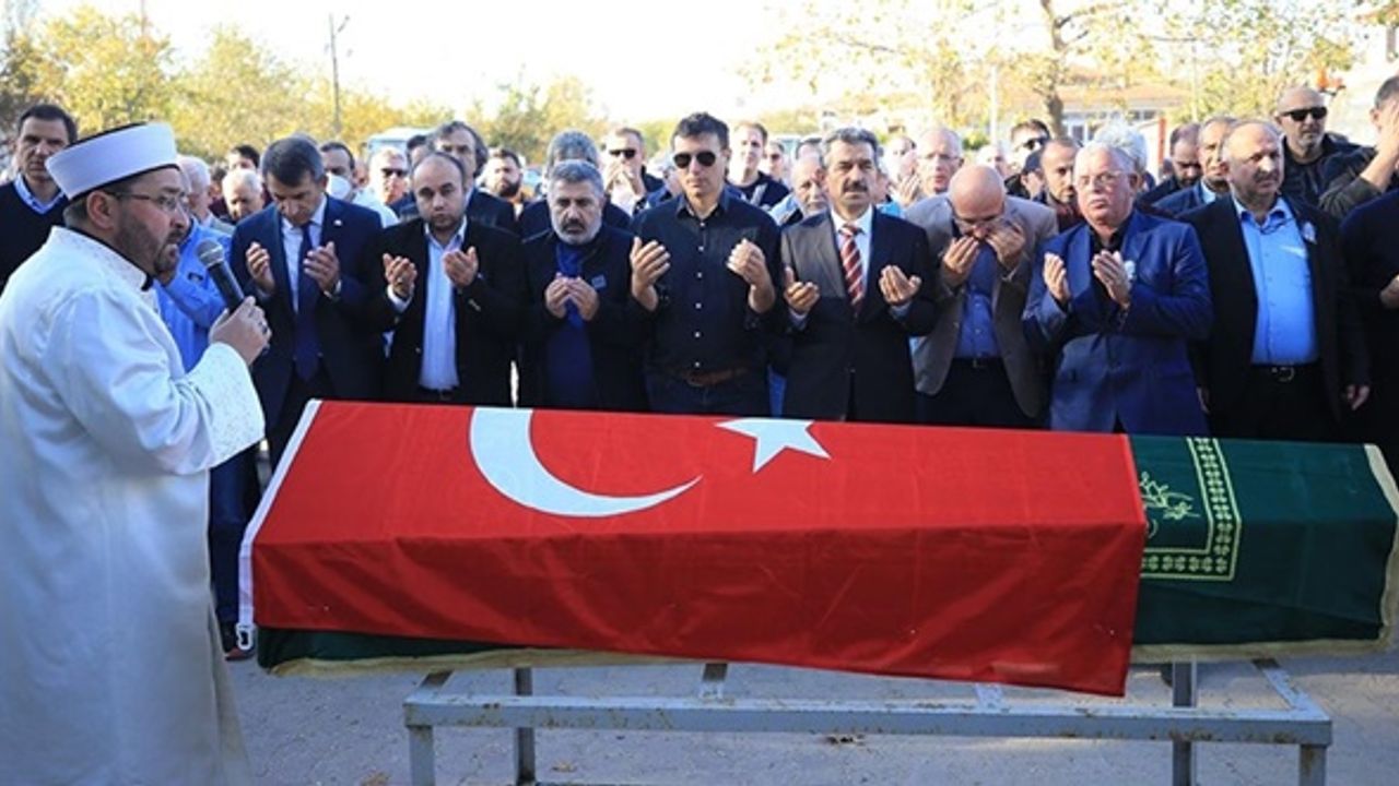 Prof. Dr. Kenan Midilli'nin cenazesi toprağa verildi