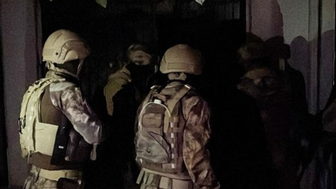 'Üç kağıtçılar' çetesi çökertildi: 12 gözaltı