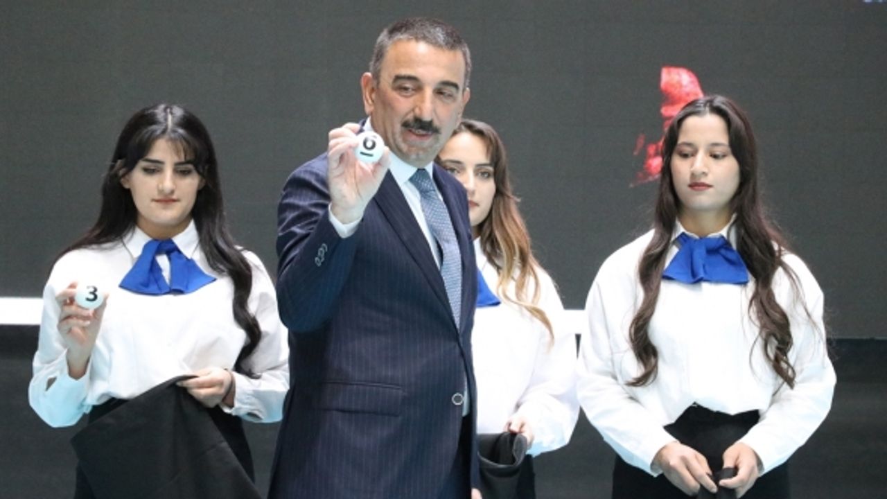 Sosyal Konut Projesi için Siirt'te 903 konut için kura çekildi