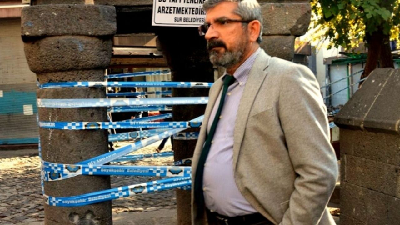 Tahir Elçi'nin öldürülmesi ve 2 polisin şehit edilmesine ilişkin dava ertelendi