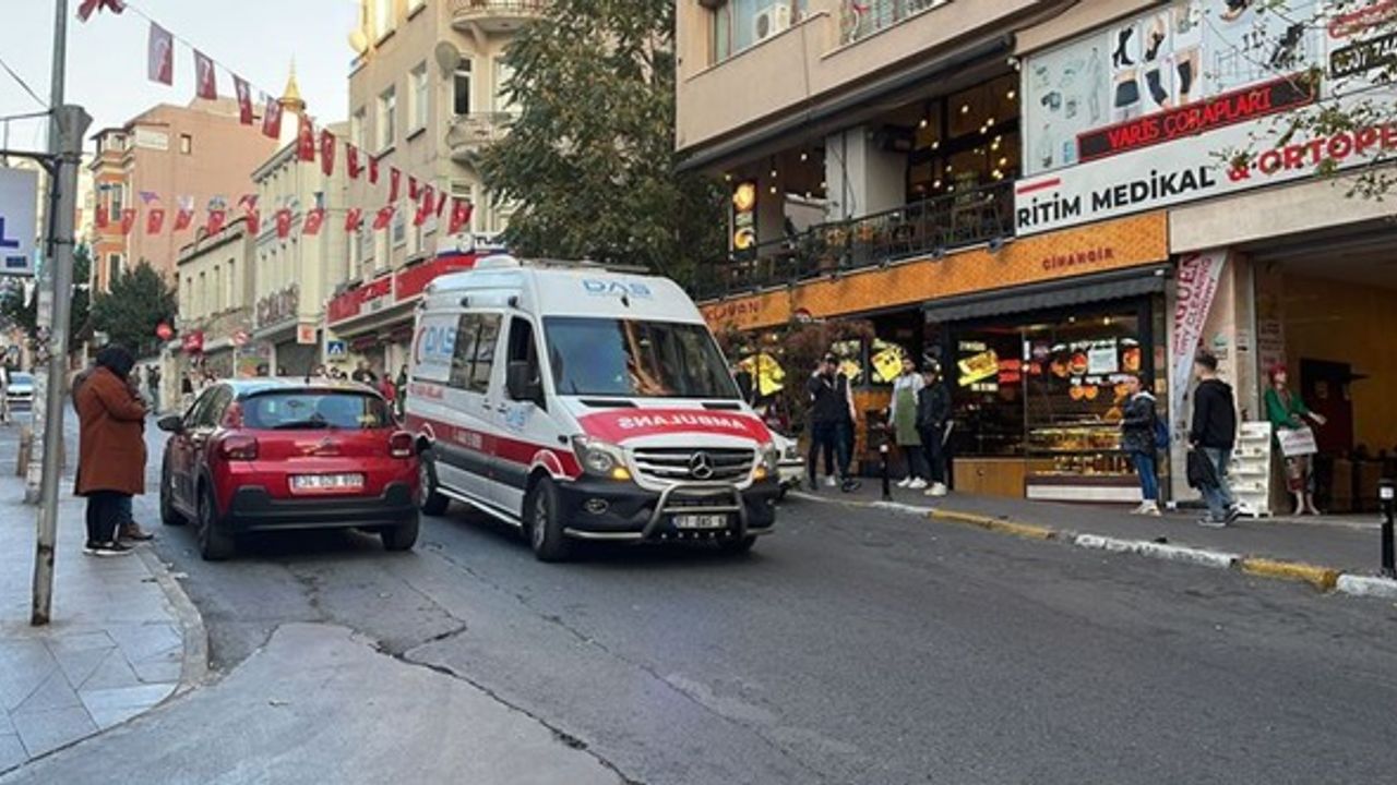 Vali Yerlikaya'dan açıklama: "İstiklal Caddesi'ndeki patlamada 6 can kaybı var"