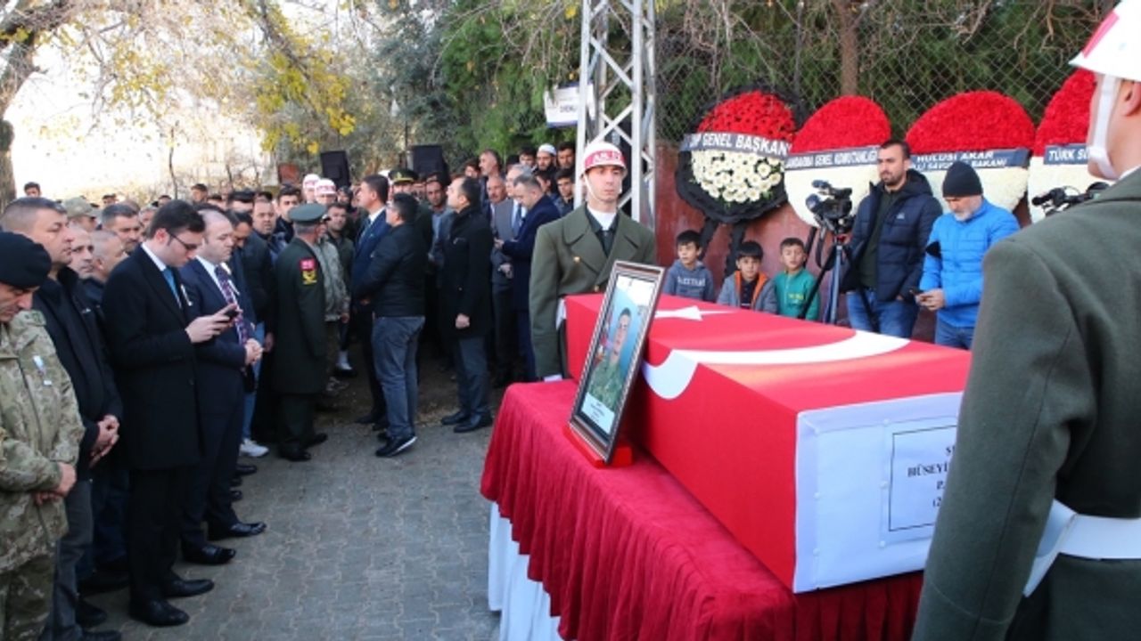 Pençe-Kilit şehidi Hüseyin Korkmaz ebediyete uğurlandı