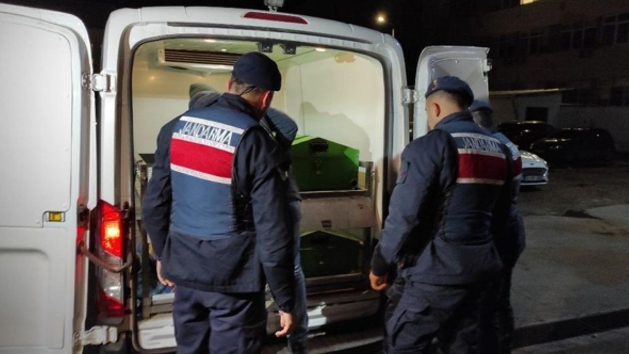 Sınırda bir düzensiz göçmenin cansız bedeni bulundu