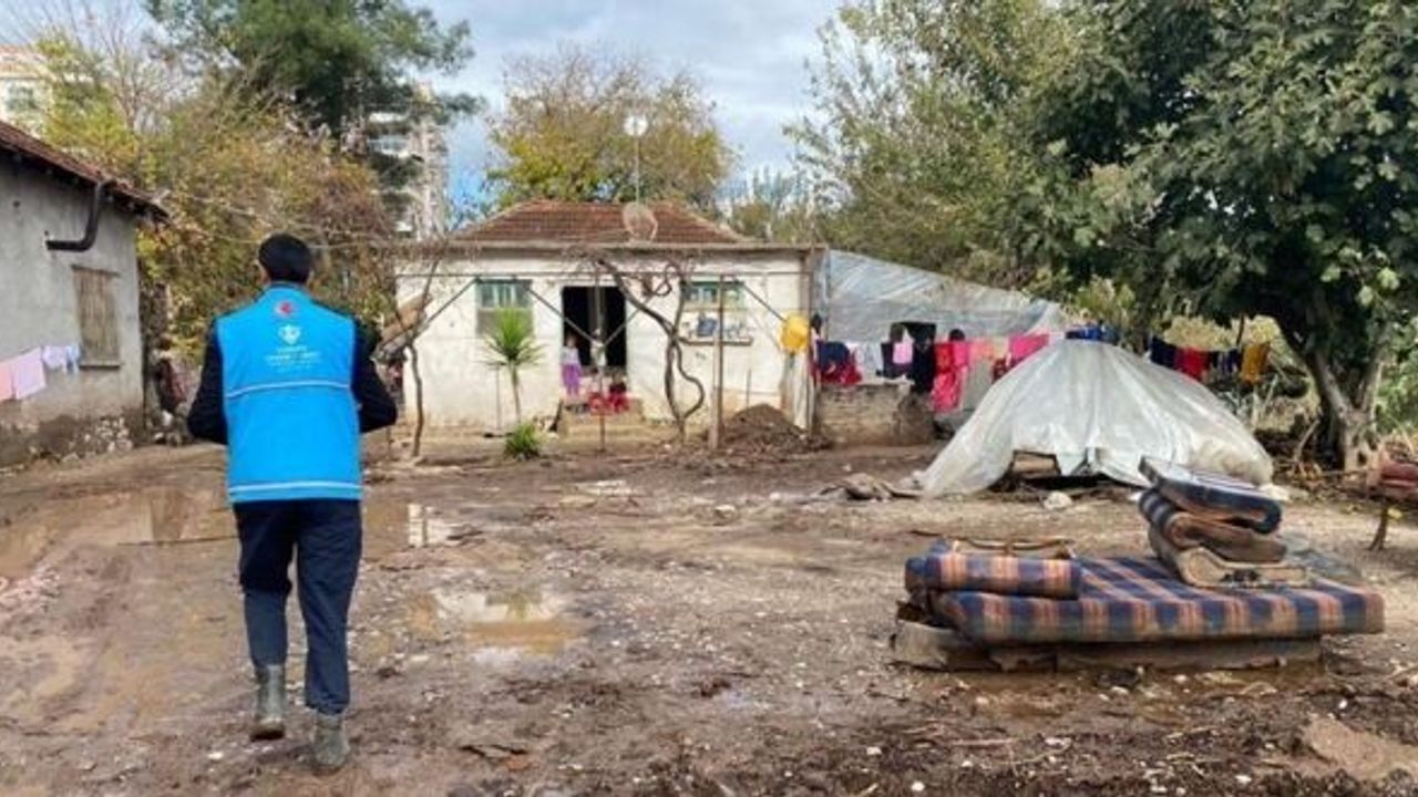 TDV'den sel felaketinden etkilenen ihtiyaç sahiplerine yardım