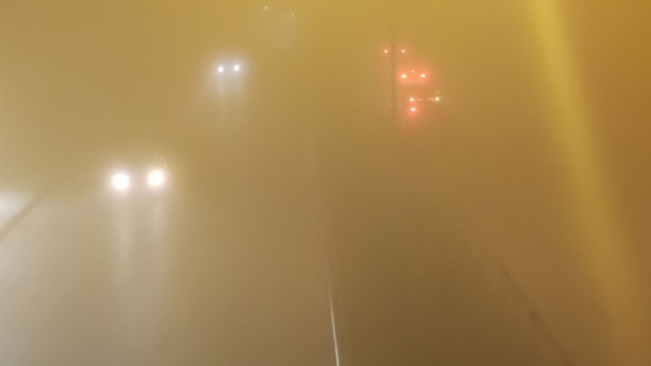 Yoğun sis: 10 metre ötesi görülemiyor