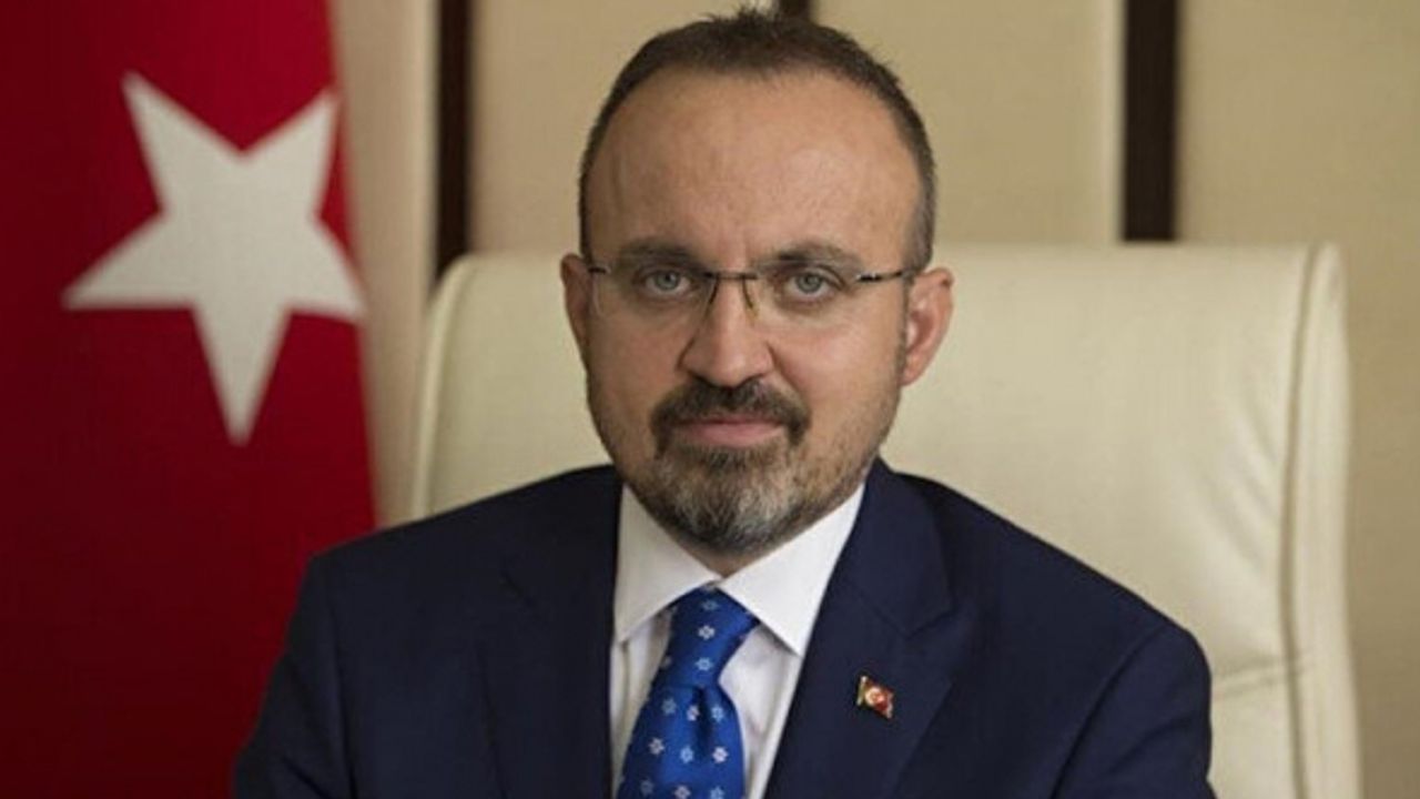 AK Parti'den CHP'li Özel'in açıklamalarına ilk tepki: Tırt mı derler dağ fare doğurdu mu?