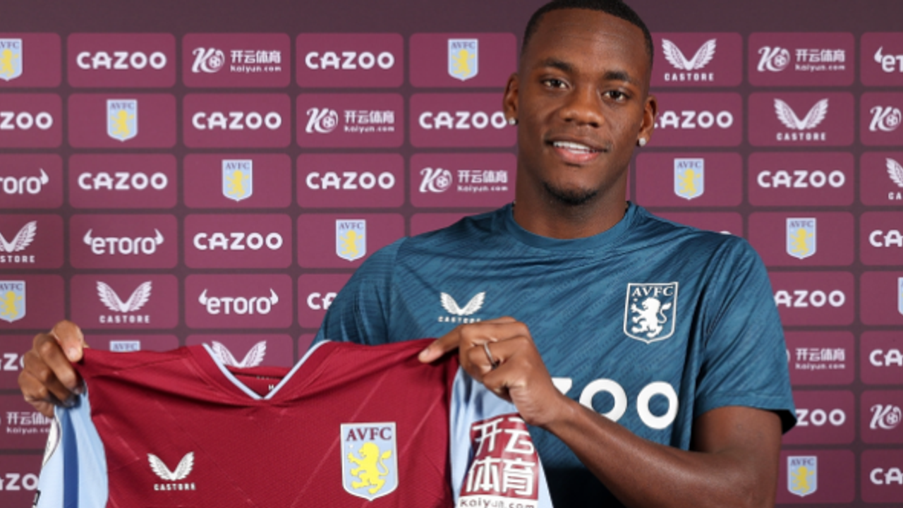 Aston Villa Jhon Duran'ı kadrosuna kattı.
