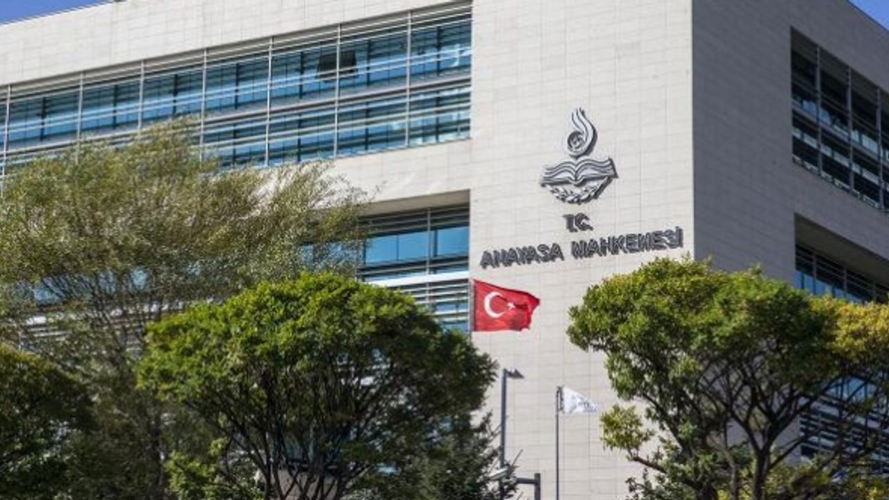 HDP'ye kapatma davası: Erteleme talebi yarın karara bağlanacak