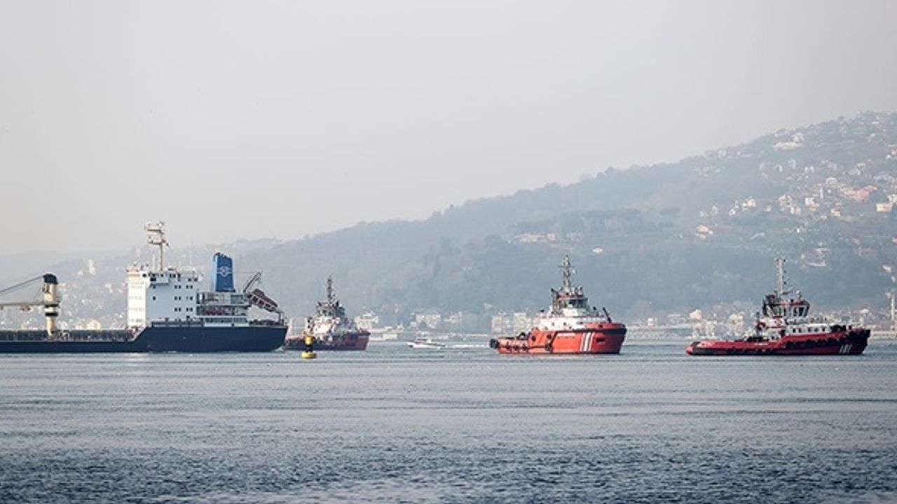 İstanbul Boğazı, gemi trafiğine yeniden açıldı
