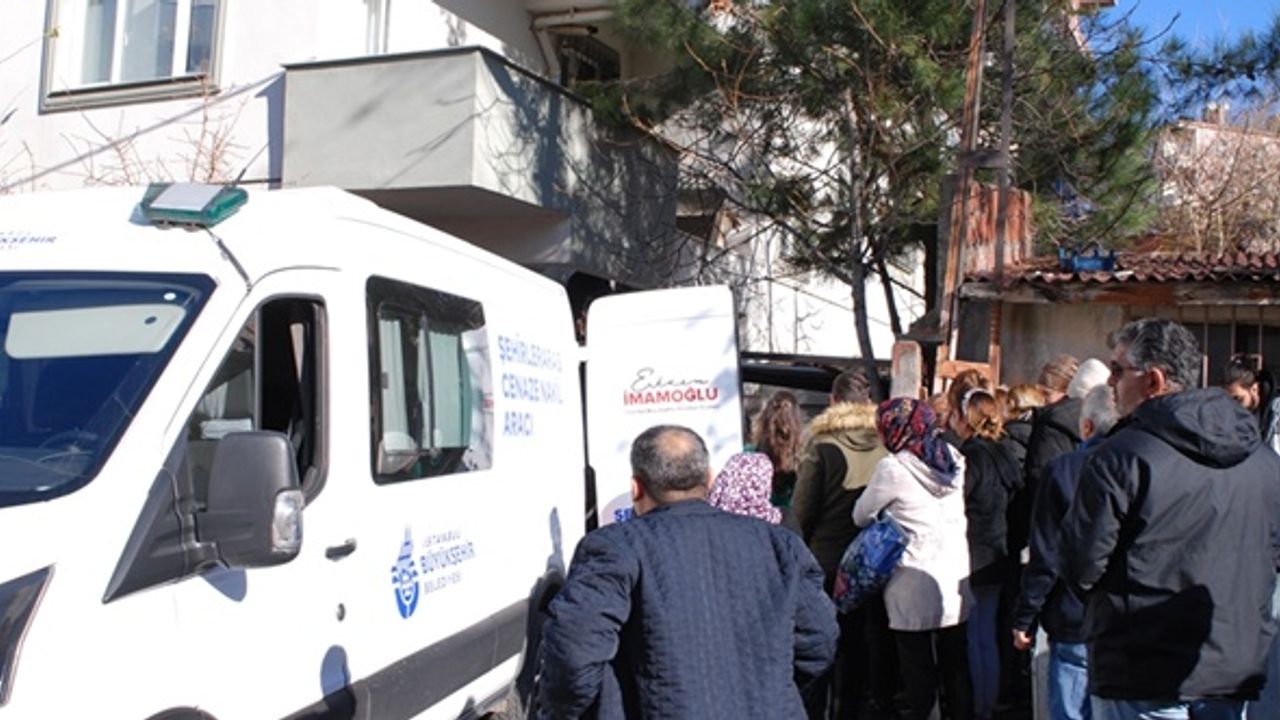 Kartal'da 2 kadın evde ölü olarak bulundu
