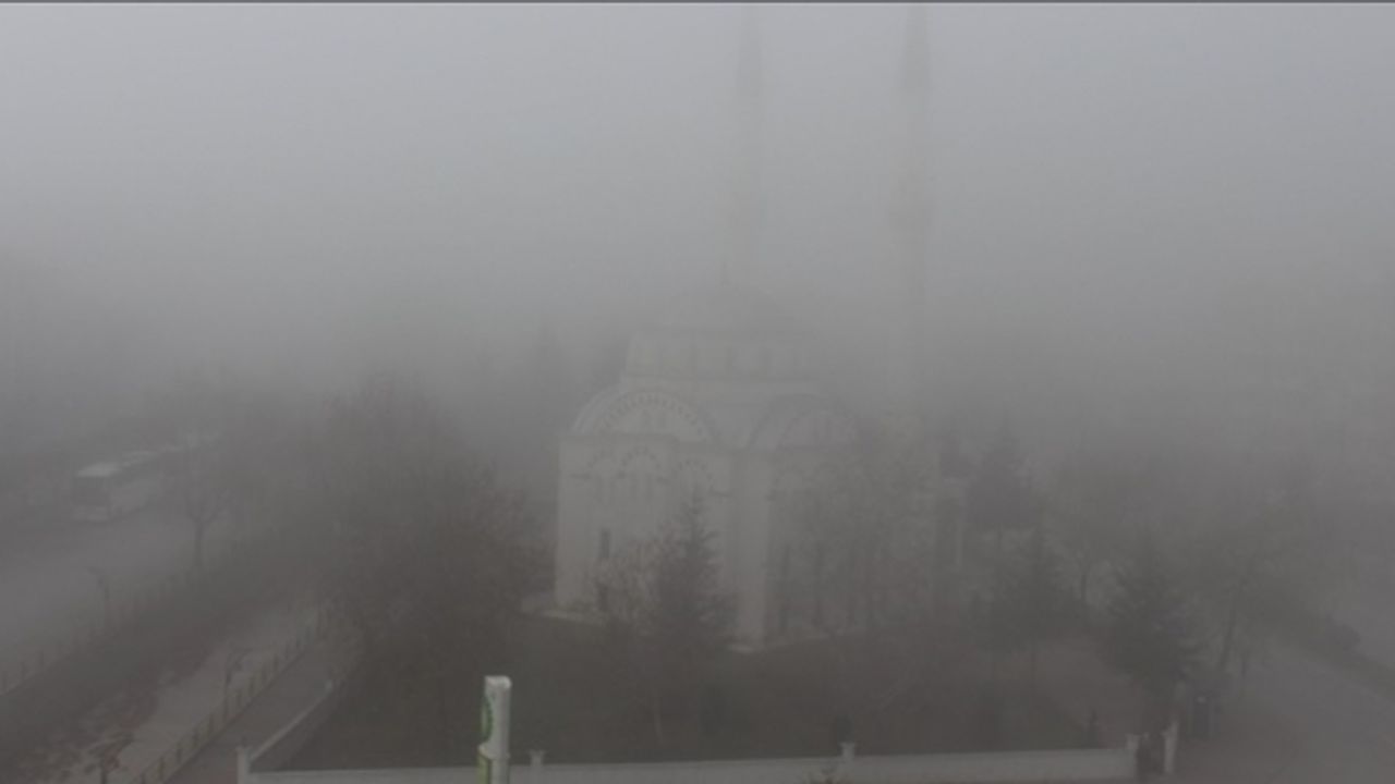 Kastamonu'da sis: Görüş mesafesi iyice düştü
