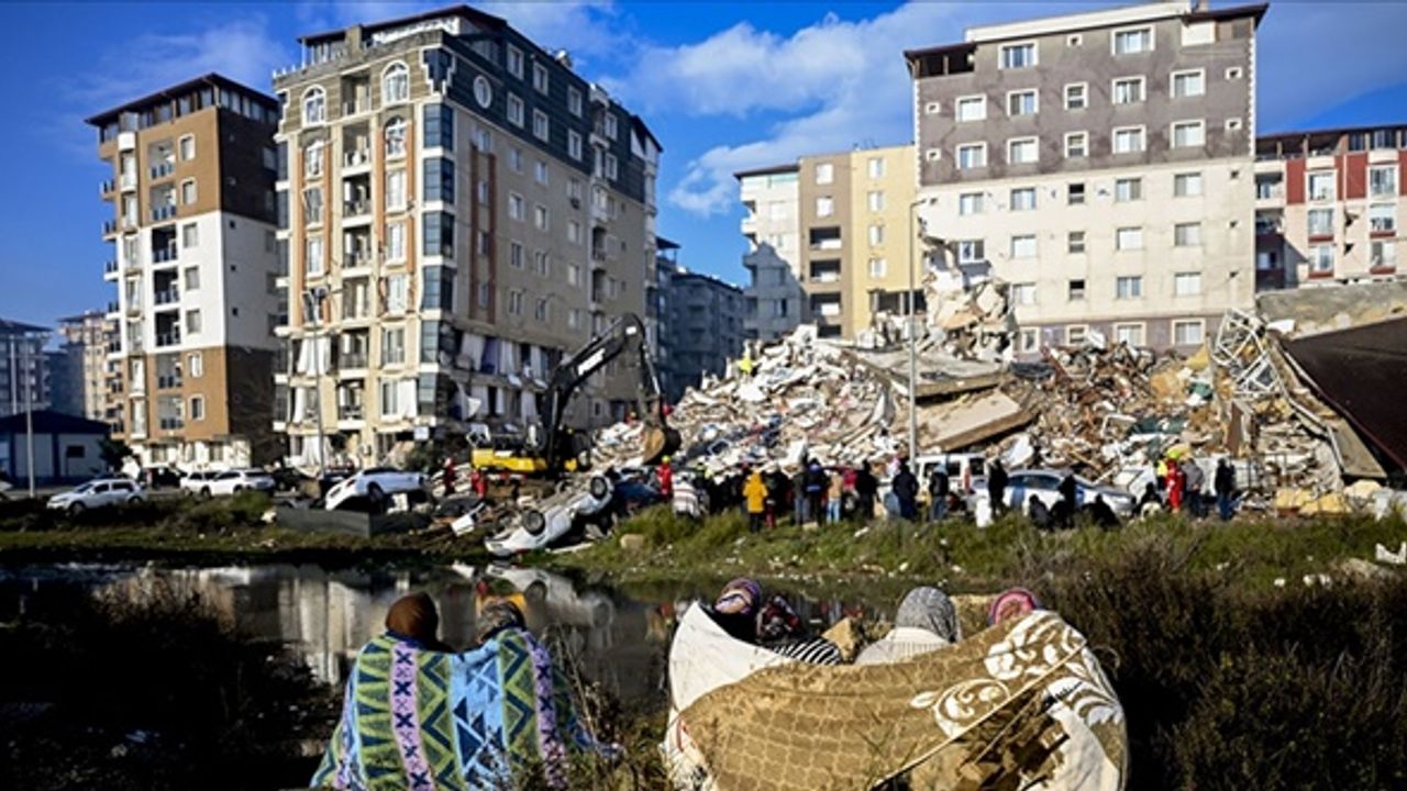 Ara tatil 20 Şubat'a kadar uzatıldı