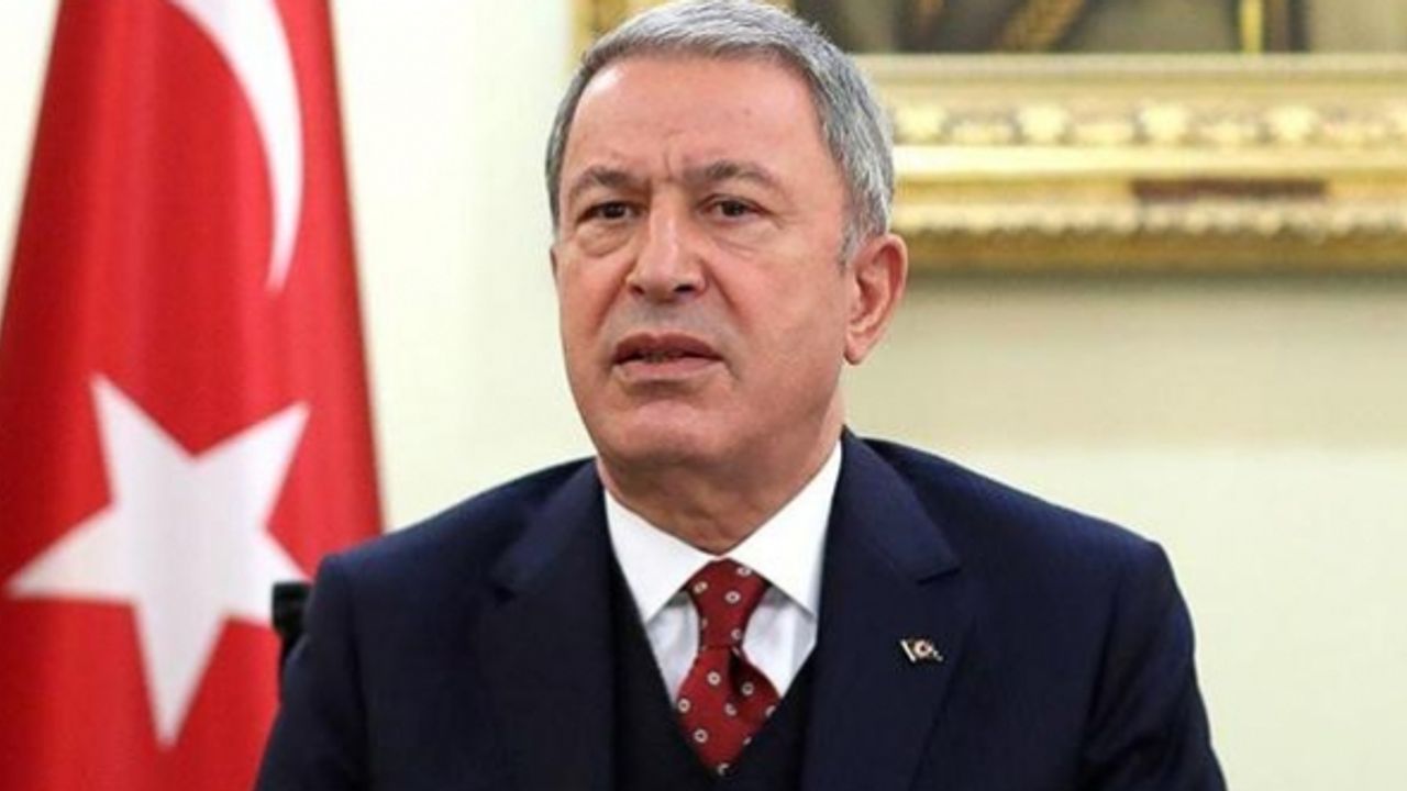 Bakan Akar: Depremde 3 asker şehit oldu