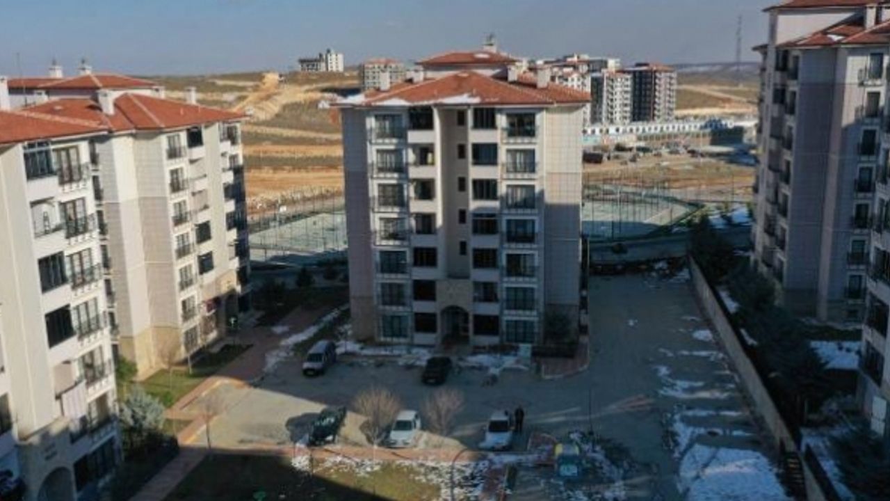 Bakan Kurum paylaştı: TOKİ binaları nasıl sağlam kaldı?