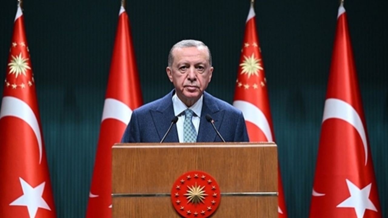 Cumhurbaşkanı Erdoğan: "İlgili tüm birimlerimiz AFAD koordinasyonunda teyakkuz halindedir"