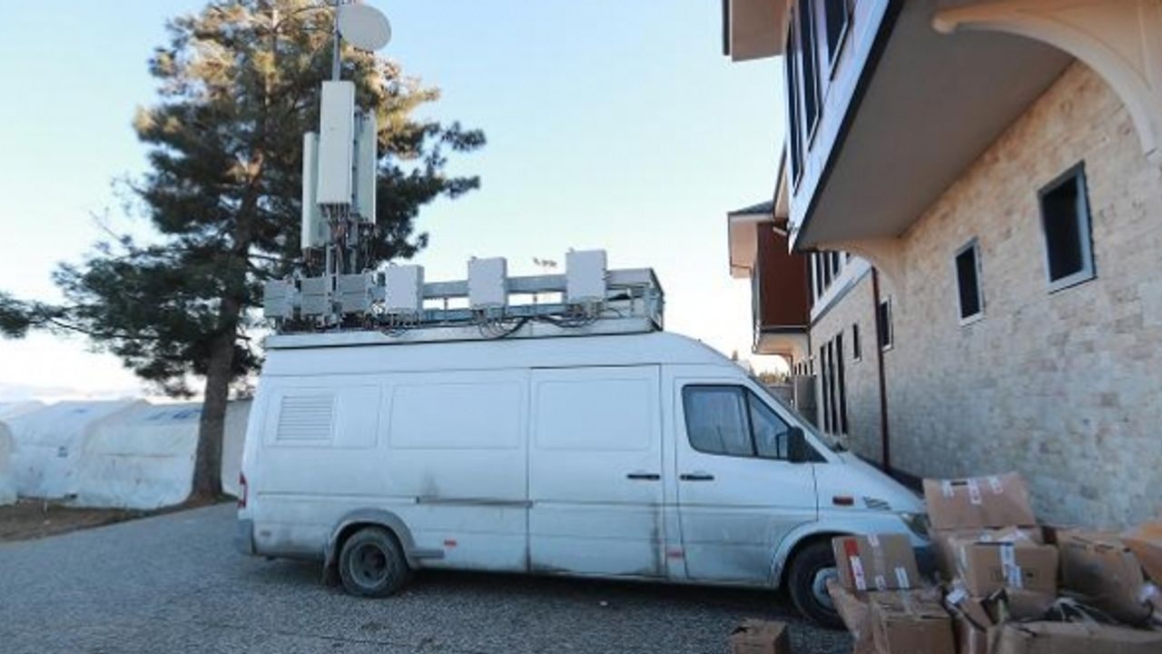 Deprem bölgesinde iletişim ağları güçlendiriliyor