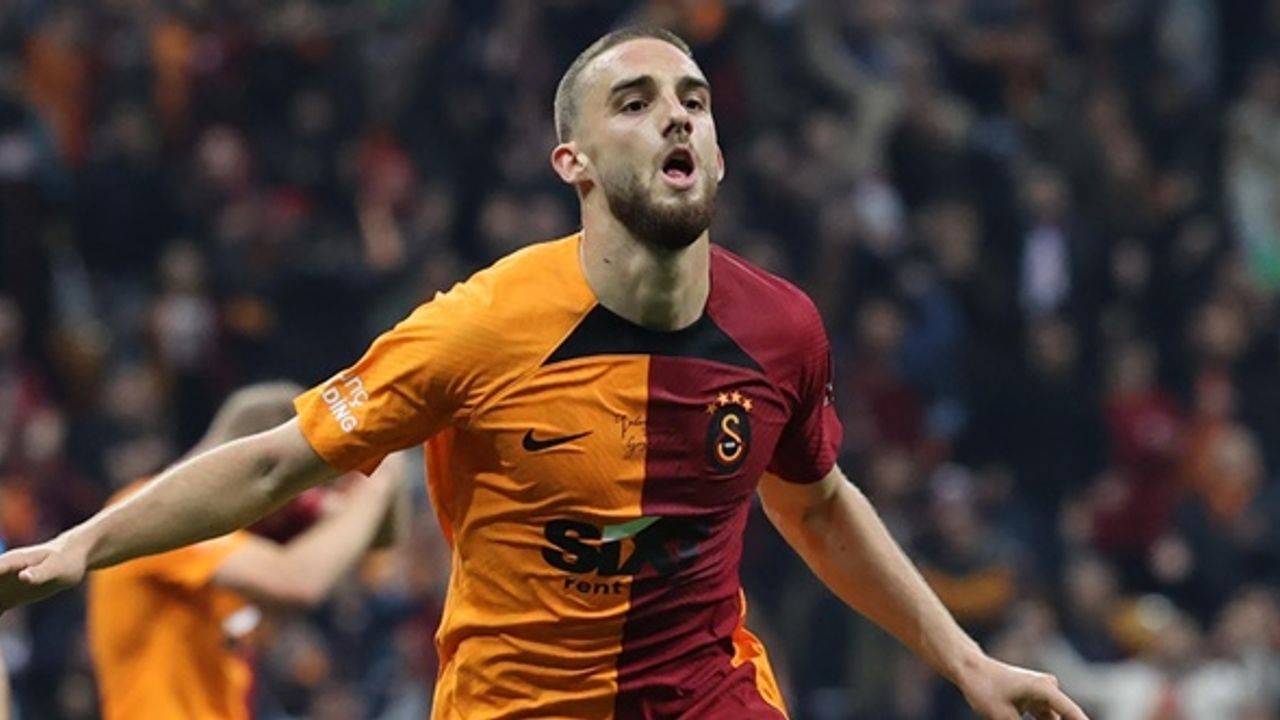 Galatasaraylı Berkan Kutlu ile Emre Taşdemir'den anlamlı hareket