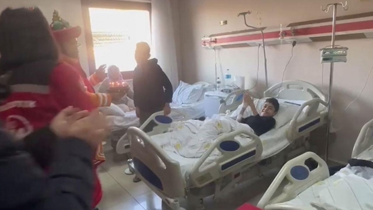 Günlerdir konuşmayan İbrahim, psikososyal destekle güldü