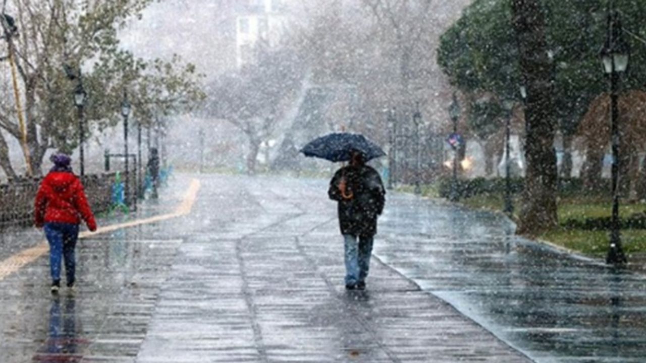 İstanbul'da sefer iptalleri, peş peşe uyarılar geliyor