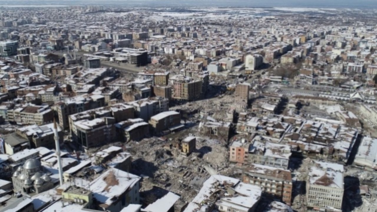 Malatya Valiliği, depremde yıkılan bina sayısını açıkladı