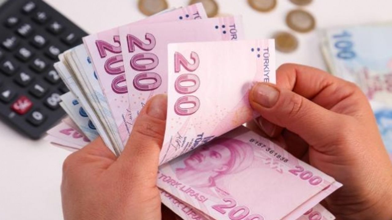 Memur maaşları 11 Şubat'ta ödenecek