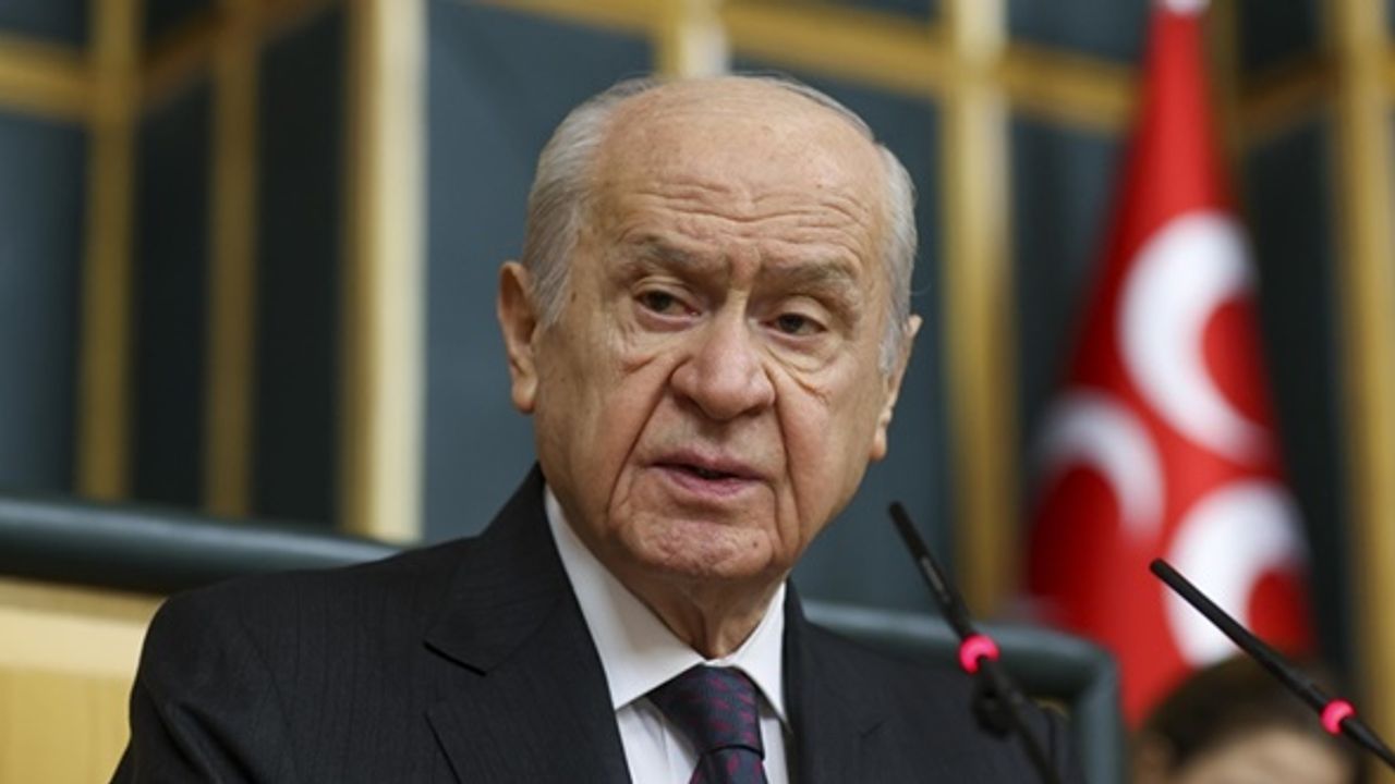 MHP lideri Bahçeli'den OHAL'e destek, 1 milyon lira yardım