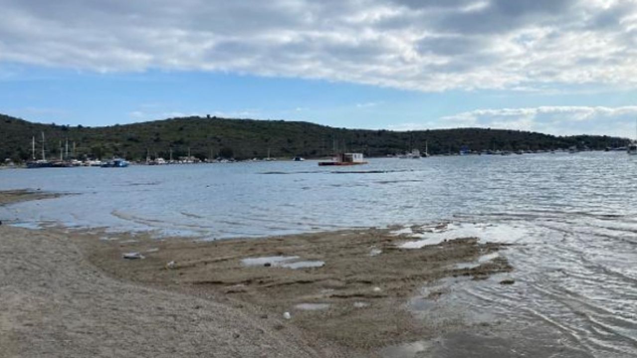 Muğla'da deniz 20 metre çekildi