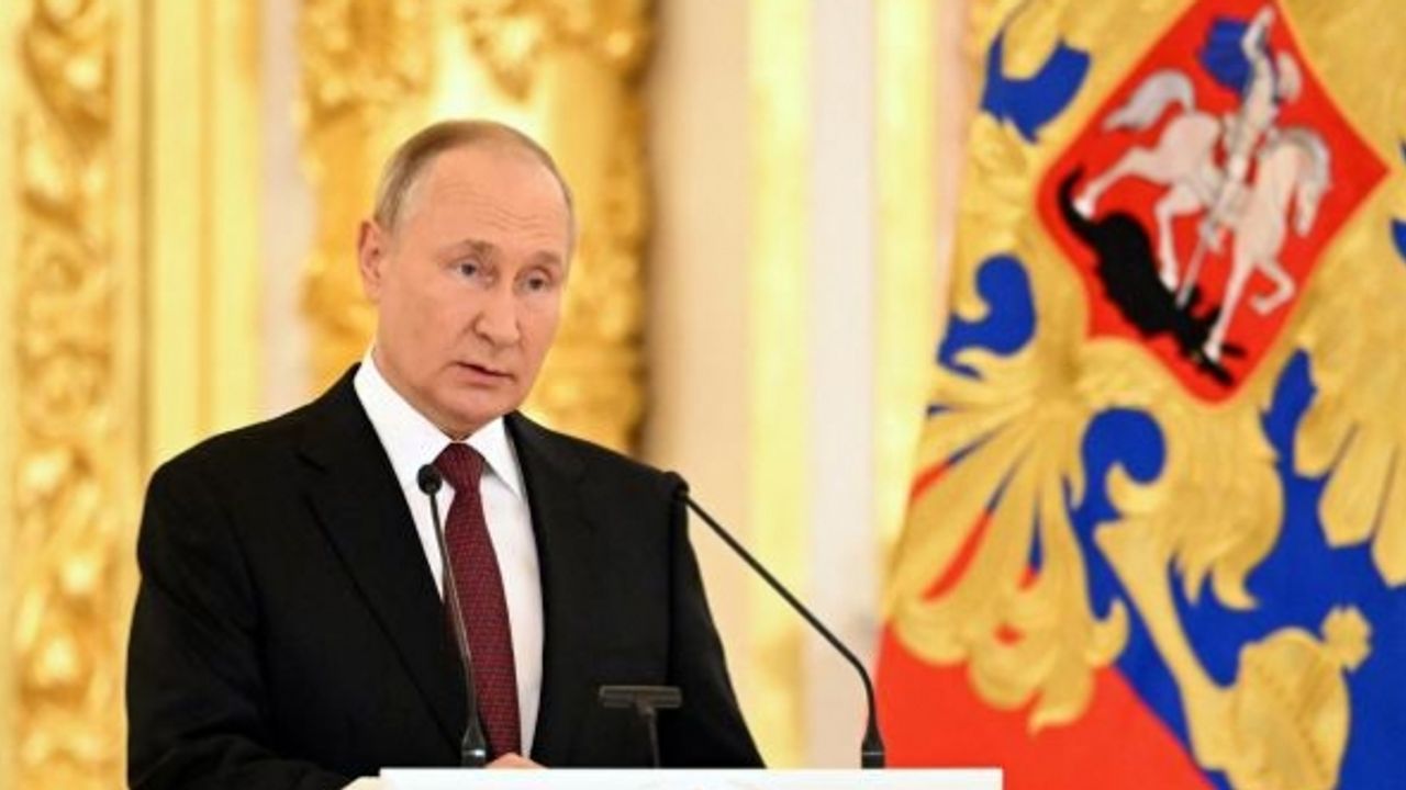 Putin'den deprem çalışmalarından dolayı Rus ekiplerine teşekkür