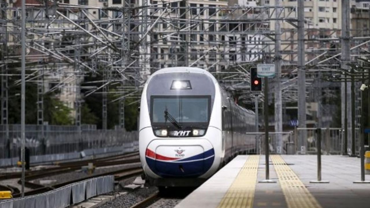 YHT ile geçen yıl 9 milyon 363 bin kişi seyahat etti