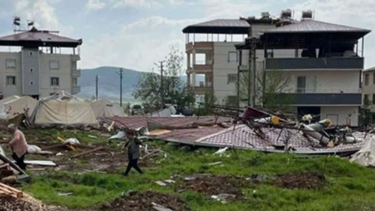 Kahramanmaraş'ı bu kez hortum vurdu