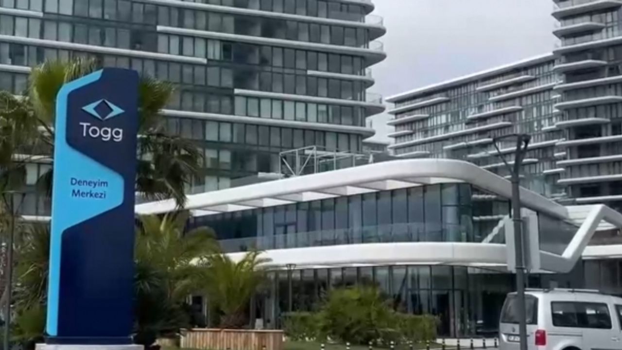 Togg'un ilk teslimat mağazası açıldı