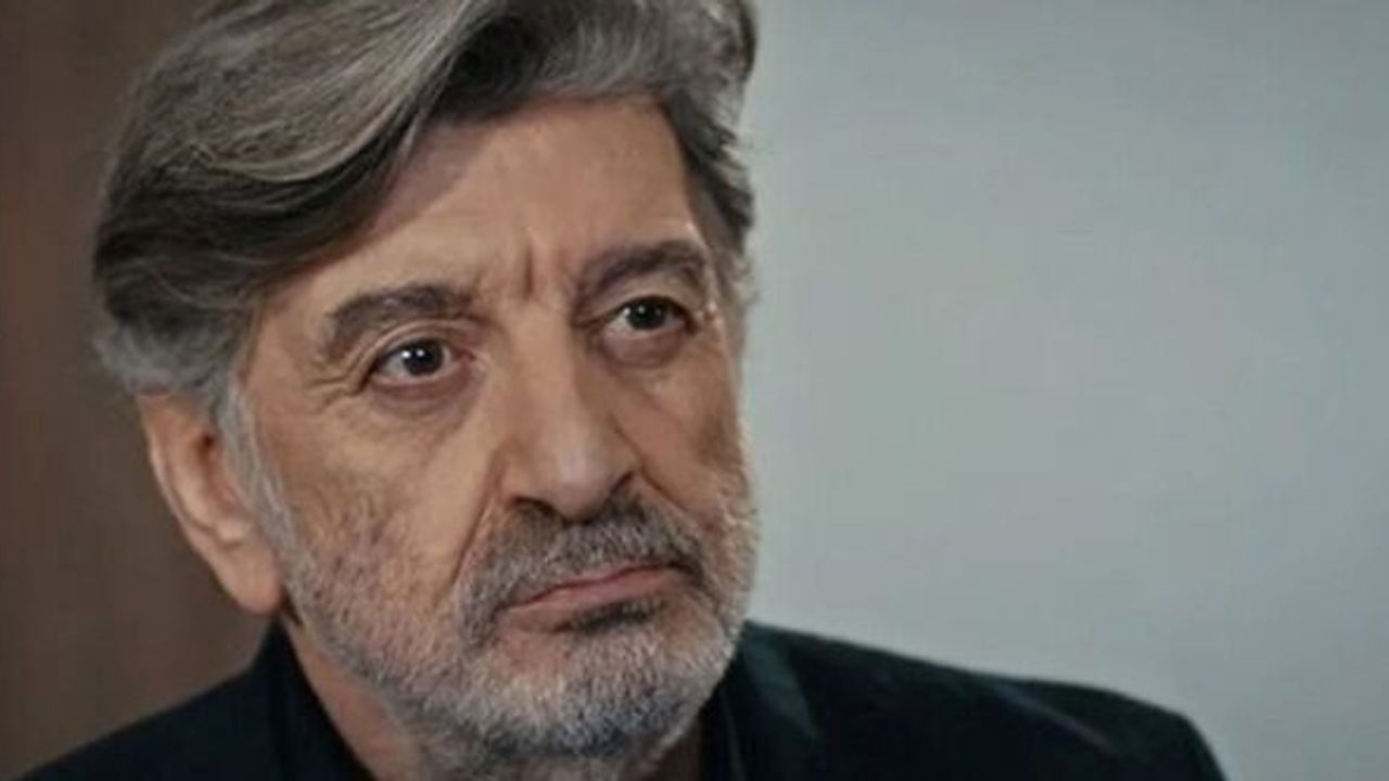 Ünlü oyuncu Ünal Silver hayatını kaybetti