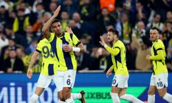 Fenerbahçe 4 ismi gönderiyor