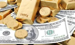 Vatandaş dolardan kaçıp altın limanına sığınıyor